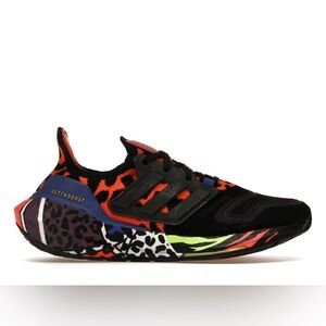 adidas Ultra Boost 22
Rich Mnisi GW0944
Colorway
CORE BLACK/CORE BLACK/BOLD